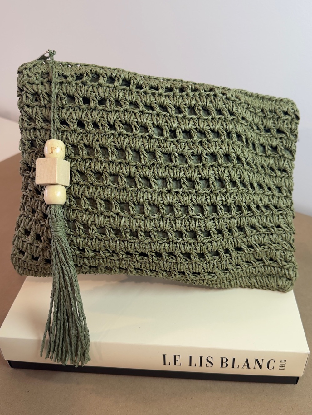 Le Lis Blanc Olive Green Woven Clutch Bag NWOT w/ Box